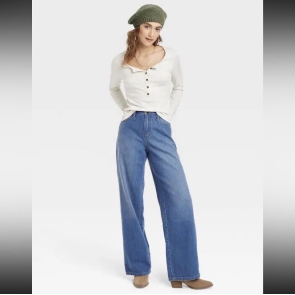 Universal Thread Wide Leg Blue Jean
